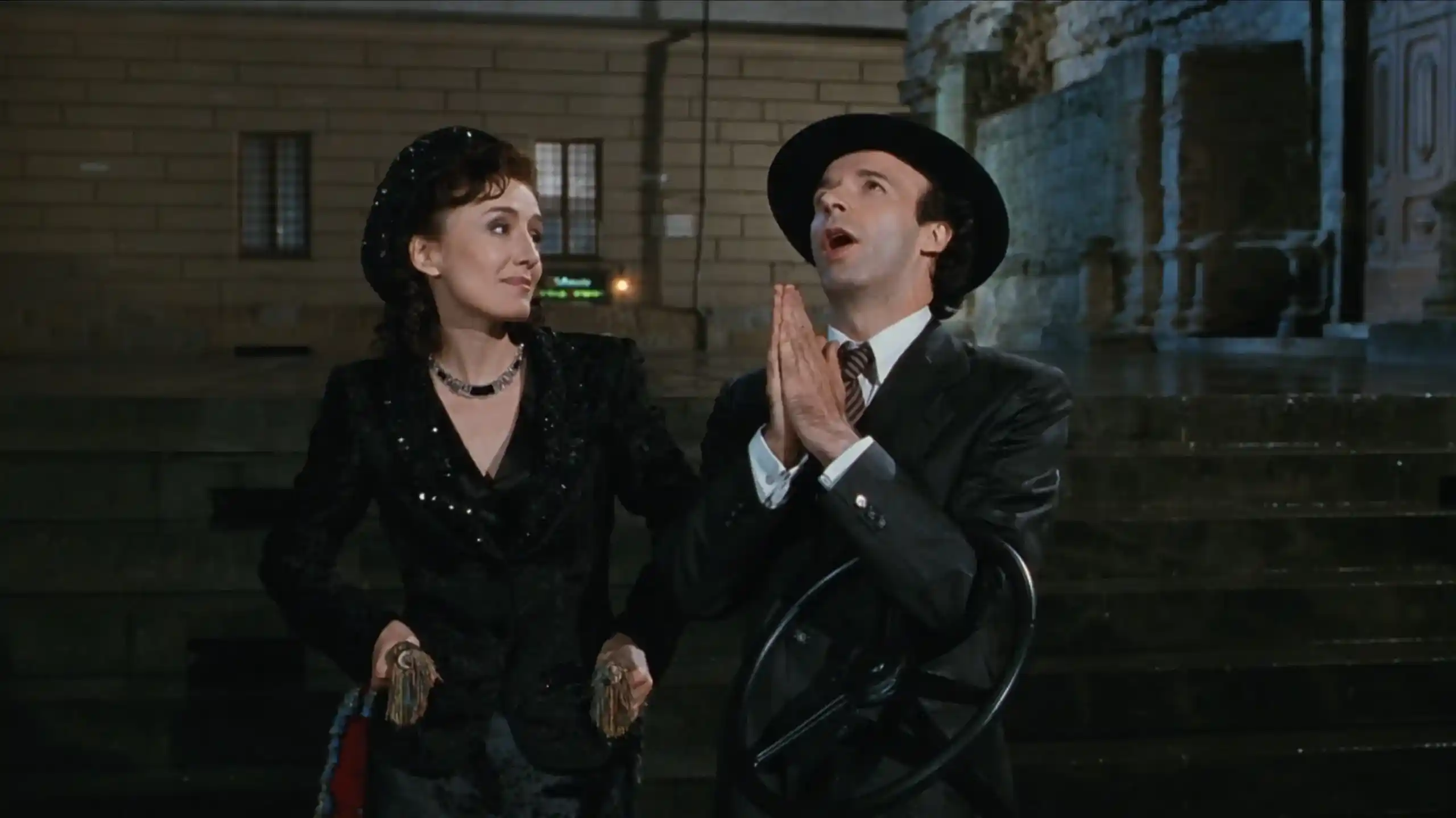 video-section-banner-image